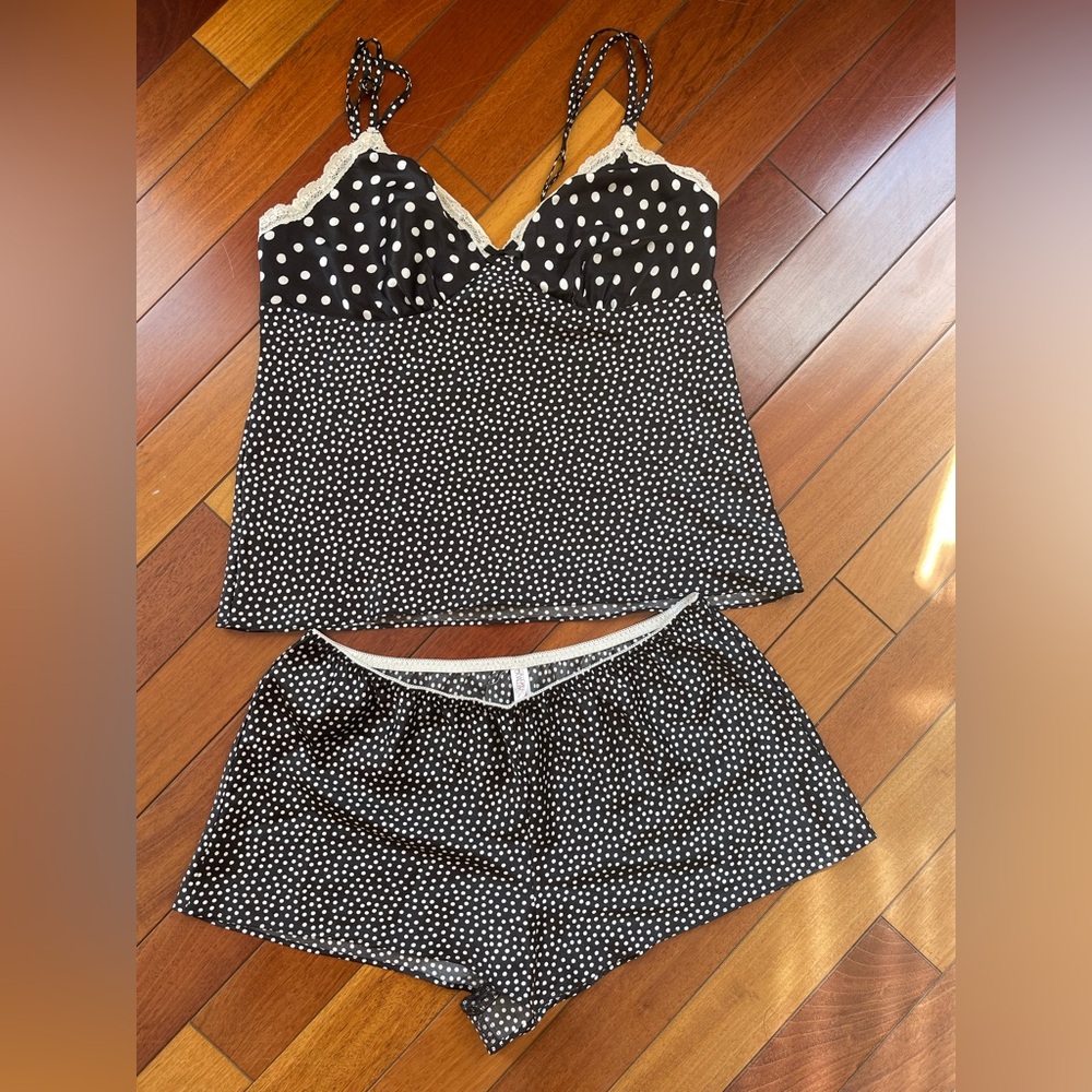 Gilligan & O'Malley Black and White Polka Dot Two-Piece Chemise Set